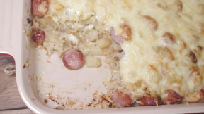 Musaka sa kiselim kupusom i kobasicama