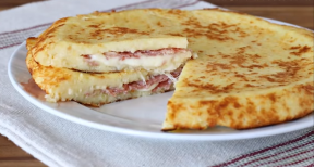 Pita iz tiganja sa sirom i šunkom