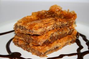 Posna baklava sa čokoladom i orasima