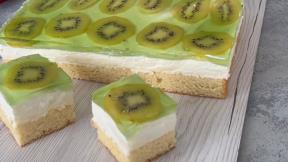 žele torta sa kivijem.jpg