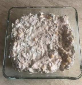 Salata sa makaronama, kukuruzom i tunjevnom