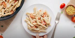Posna pasta sa paradajzom i lukom