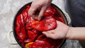 Kako najbrže da oljuštite papriku za ajvar