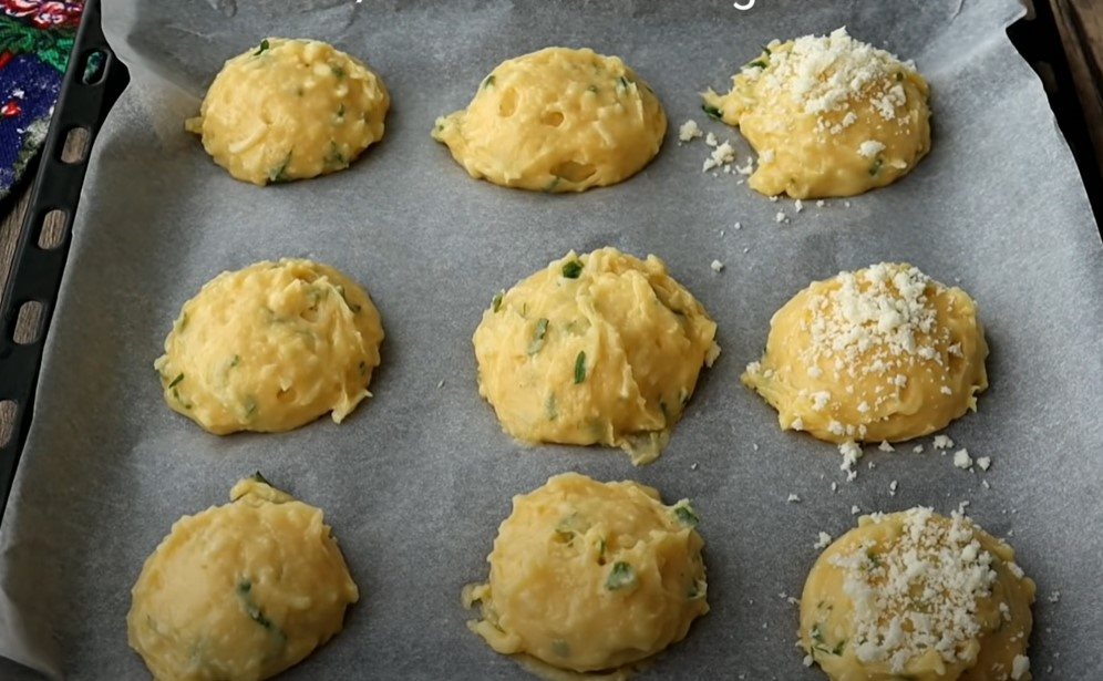 kajzerice punjene kačkavaljem