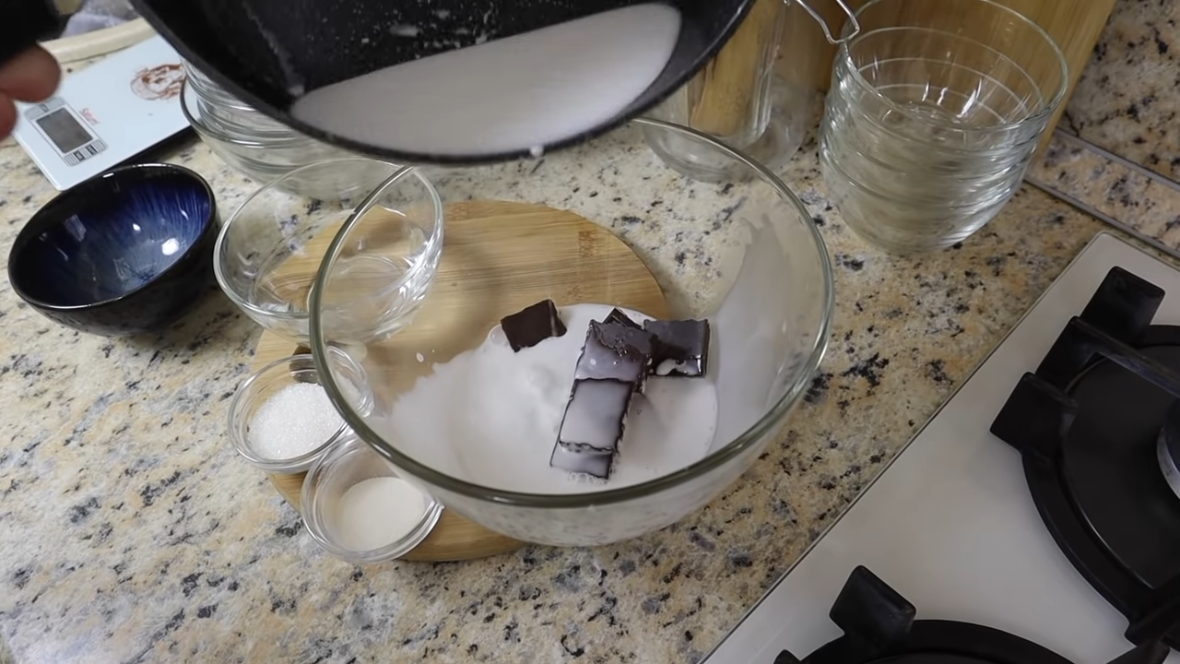 Schnelle Rezepte - Mixed and chilled! Dessert in 10 minutes preparation time WITHOUT cow's milk! NO baking! [CD48SC7NKmI - 1180x664 - 0m21s]