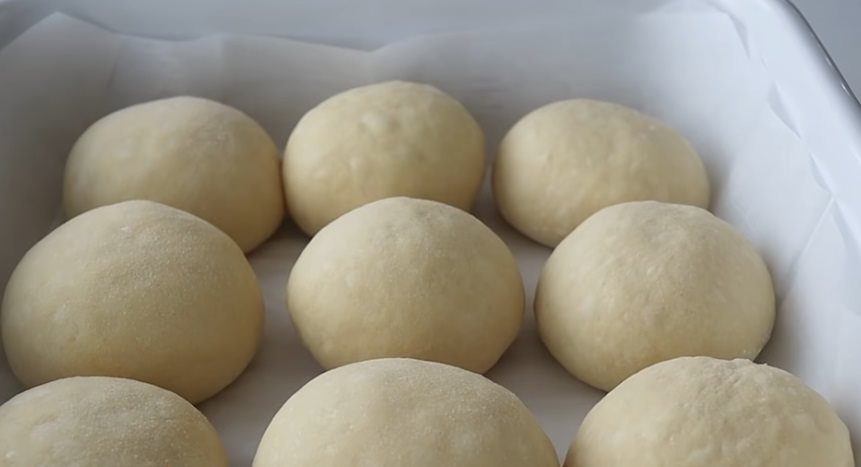 大琼 Qiong Cooking - No kneading! Just need 2-Minutes to prepare Incredibly Easy to make Super Fluffy Milk buns [fM9AuxICHuE - 1180x664 - 5m04s]