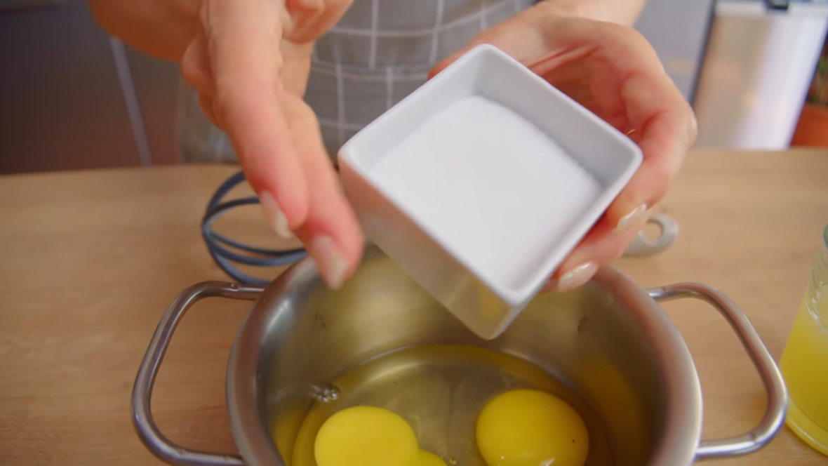 РЕЦЕПТЫ НАТАЛИ - ЭТО ЛУЧШЕ ЧЕМ МОРОЖЕНОЕ!!! Дети уплетают без остановки! НЕ УСПЕВАЮ ГОТОВИТЬ... [RwXvFqOzQtM - 1180x664 - 1m41s]