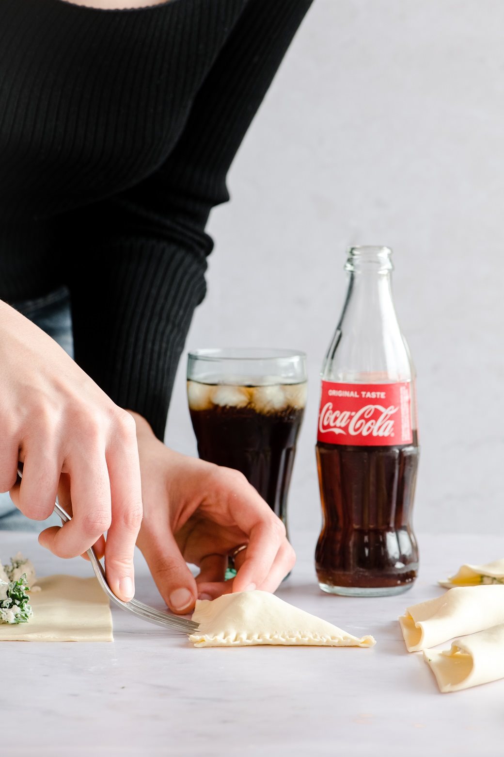 NETFLIX SA SIROM: Topli, hrskavi zalogajčići spremni za bindžovanje omiljene serije