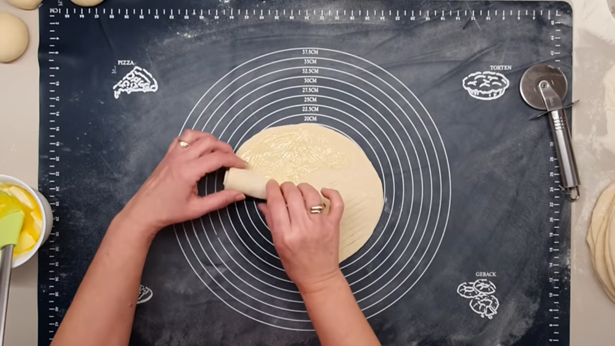 Svečana pogača 6.png