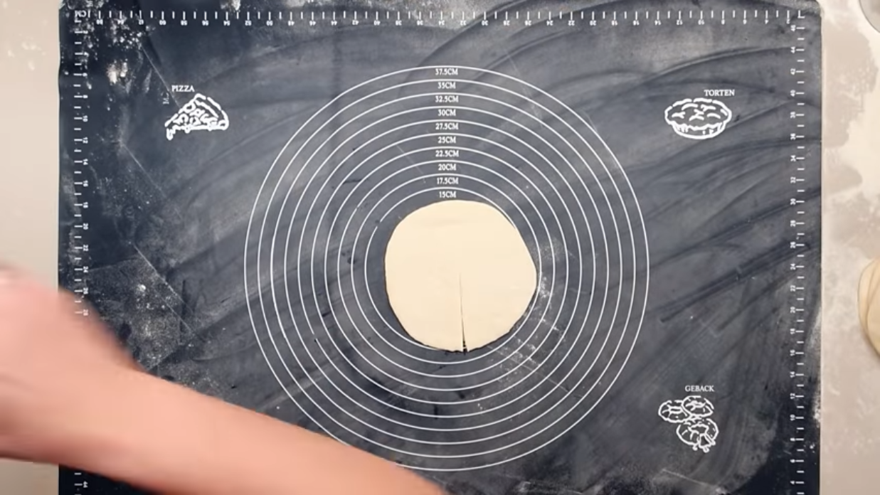 Svečana pogača 9.png