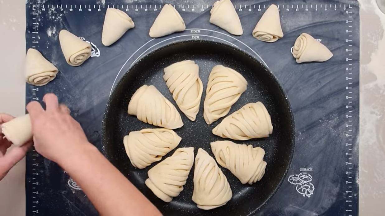 Svečana pogača 11.png