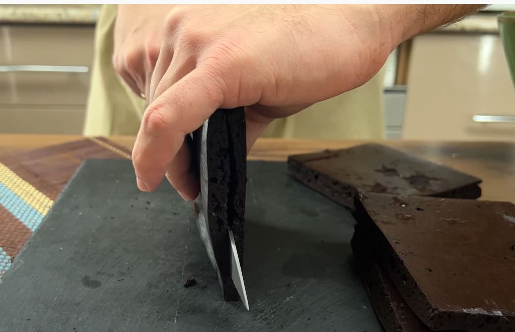 Kolač sa malinama bez brašna i šećera