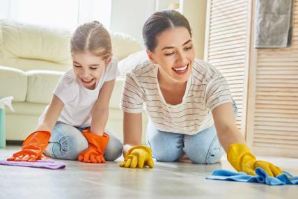 Za blistav dom: Napravite prirodna sredstva za čišćenje kuće (RECEPT)
