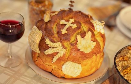 Kako umesiti slavski kolač 1865301991.jpg