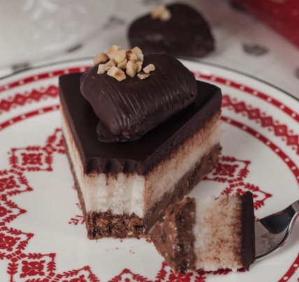 Čokoladna torta sa kokosom.png