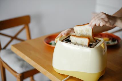 Kako se čisti toster