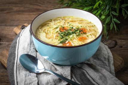 Kako se pravi zdrava pileća supa