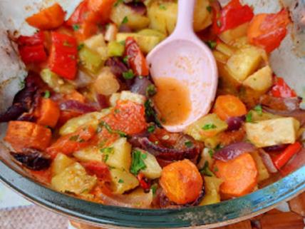 Zapečeni krompir sa povrćem