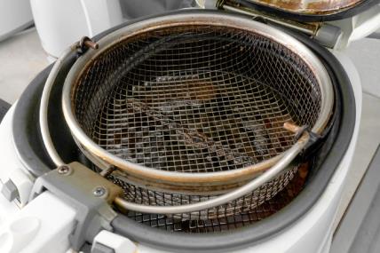 Kako se čisti friteza