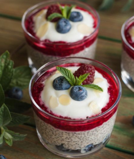 čia puding sa malinama.png