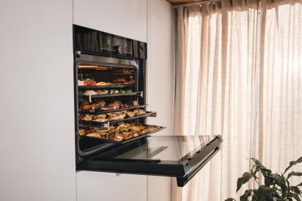 gorenje-ambient-builtinovens-300dpi-rgb-oven-multilevel.jpg