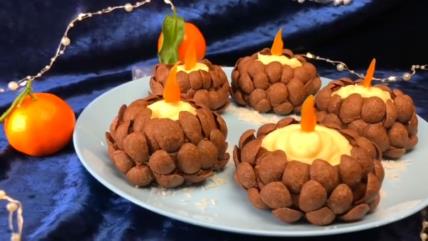 Sitni kolači u obliku sveće