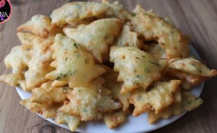 Pecivo od krompira u obliku jelke