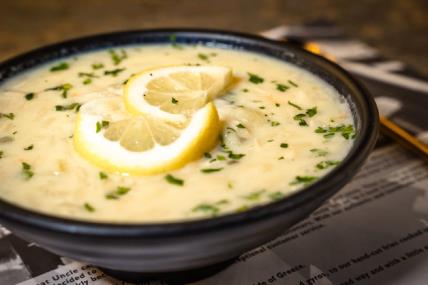 Grča pileća supa sa limunom recept