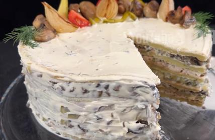 Slana torta sa piletinom i šampinjonima