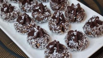 Posna kikiriki gnezda - sitni kolači