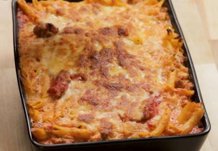 ZAPEČENA ZITI PASTA SA KOBASICOM
