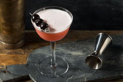 Ružičasta dama koktel