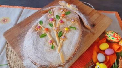 Uskršnje jaje od lisnatog testa punjeno čokoladom