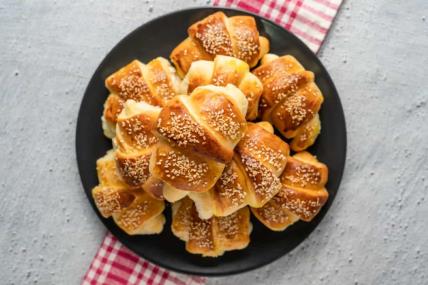 Posne kiflice punjene povrćem