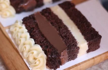 Torta sa čokoladnim i belim filom