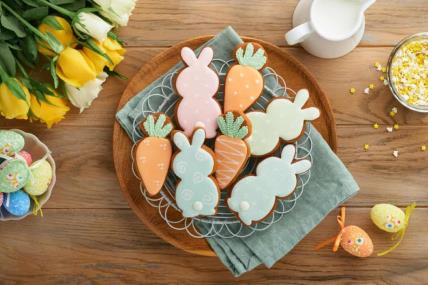 Kako se pravi šećerna glazura u boji