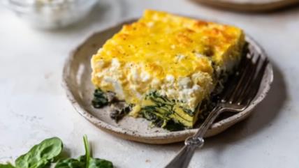 Pita od jaja sa sirom i spanaćem