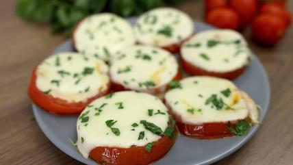 Prženi paradajz sa sirom