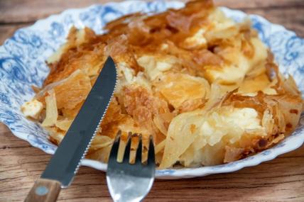 Recept za burek sa sirom | Stvar ukusa