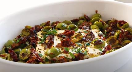 Zapečena feta na mediteranski način