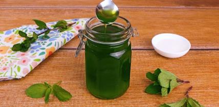 Domaći sirup od nane
