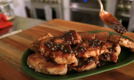 Svinjski medaljoni sa prelivom od balzamiko sirćeta.