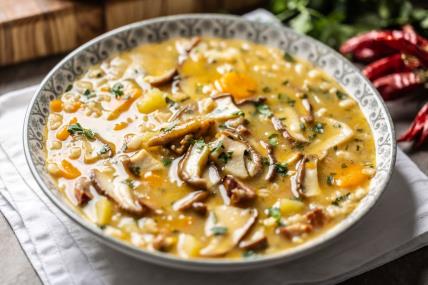 Supa od gljiva sa ječmom po receptu nutricionistkinje Maje Astaloš