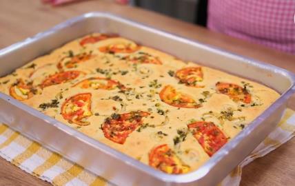 Izlivena pita sa sardinama i povrćem