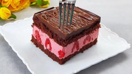 Čokoladna torta sa malinama