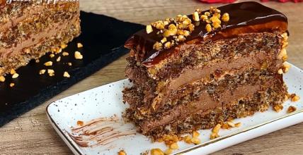 Raskošna čokoladna torta bez brašna