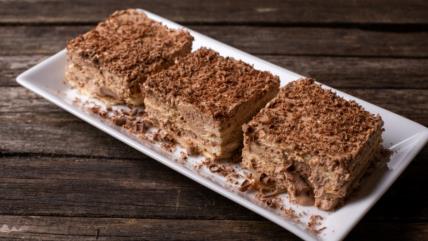 Brza keks torta na tanjiru