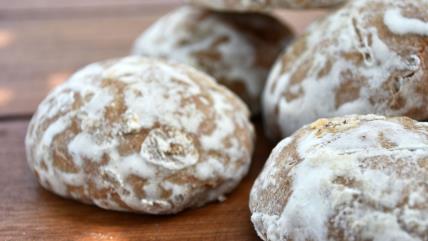 Starinski medenjaci po receptu naših baka na stolu