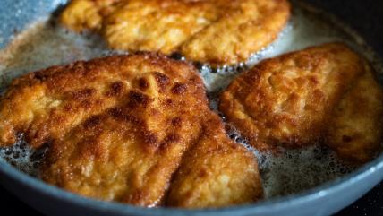 Pohovanje mesa u tiganju