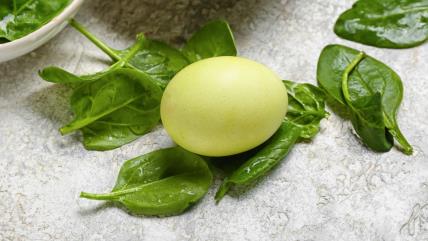 Zelena jaja obojena sa spanaćem